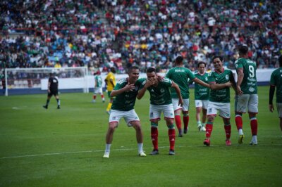 Comienza el mundial: México le ganó a Sudáfrica en emotivo partido de leyendas